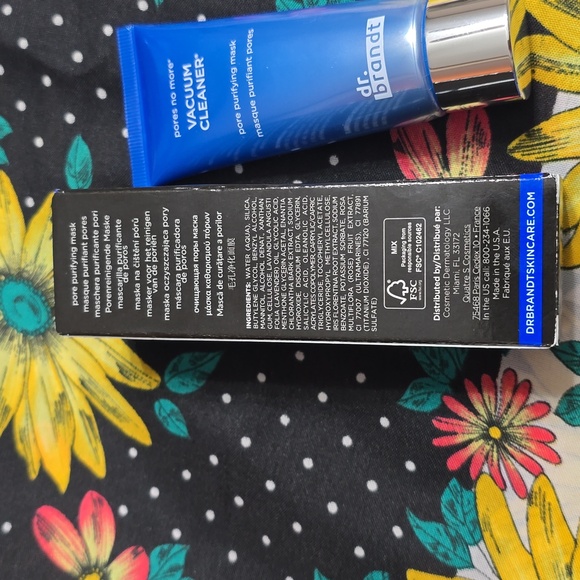 Dr. Brandt Vacuum Cleaner Pore Purifying Mask - Picture 4 of 11